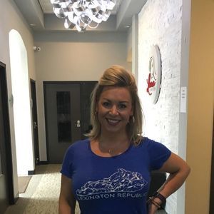 Meet your Posher, Laura